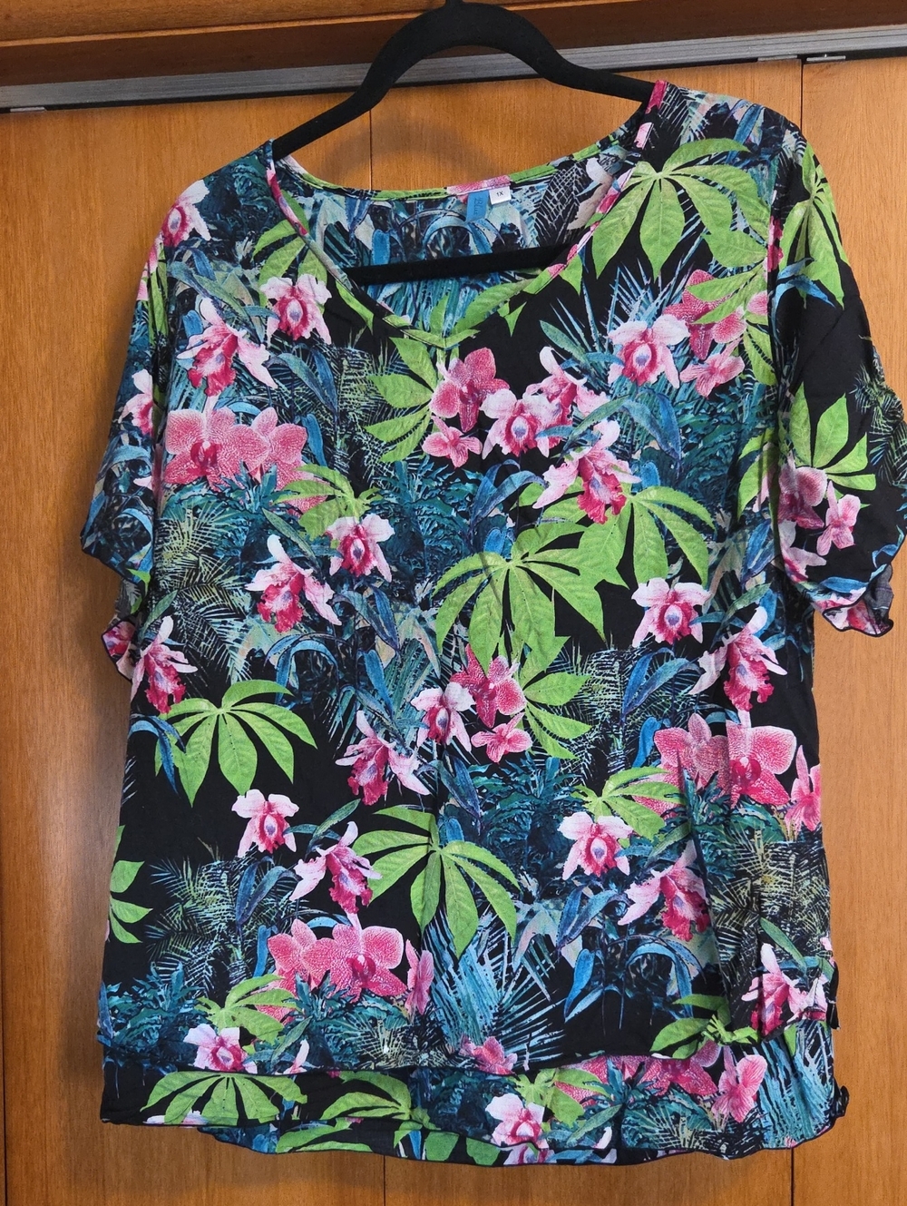 Blue Sky Black V-Neck Short Sleeve Tee with Pink Floral & Green Leaves